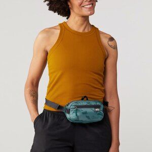 ✨NEW✨ REI Travel Waist Pack